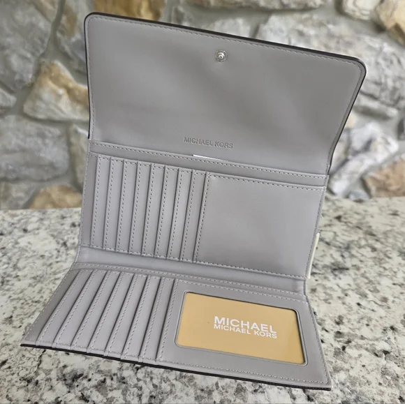 Michael Kors Jet Set Trifold Logo Large White Wallet - Picture 3 of 6